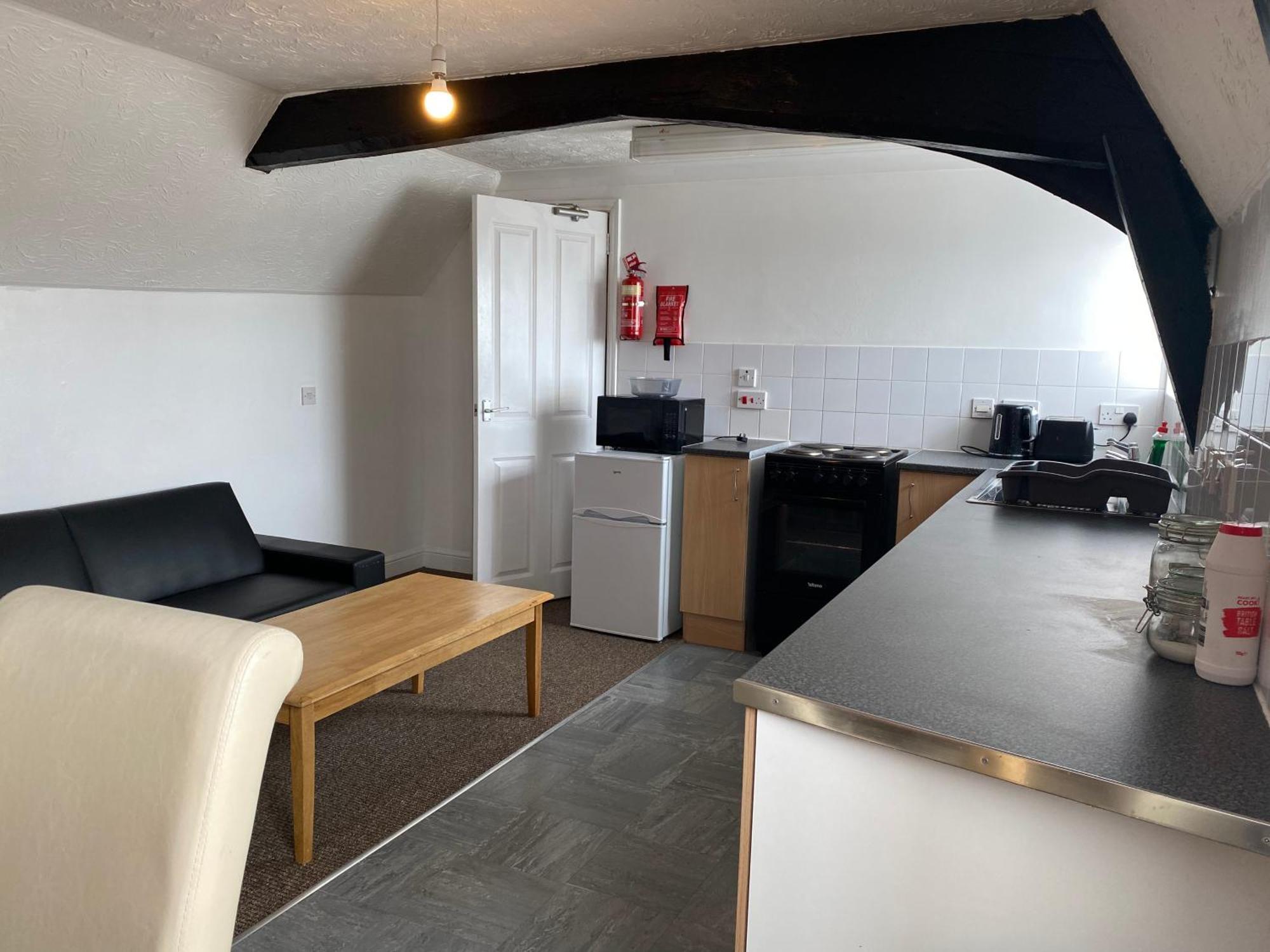 Spacious One Bedroom Flat With River View, 1E Great Yarmouth Bagian luar foto